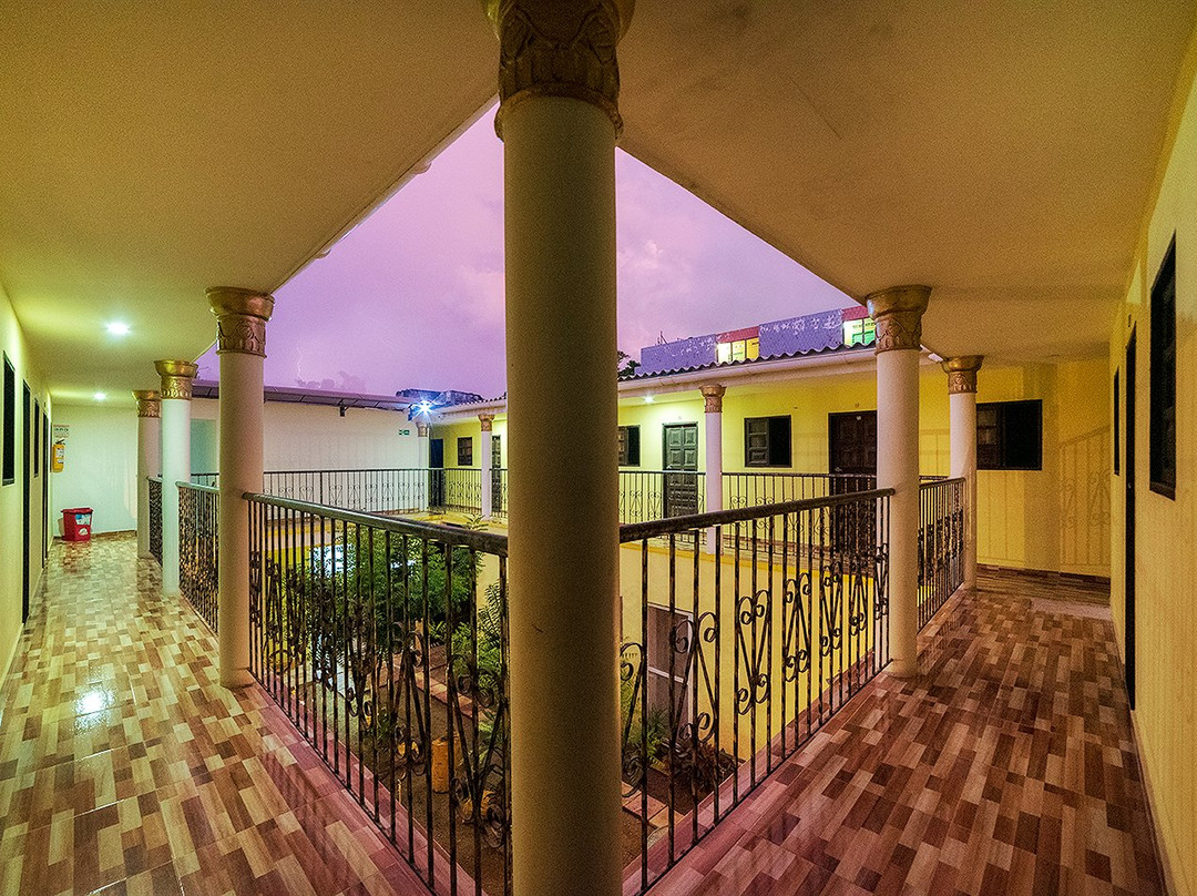 Ayenda 1305 Retro主图