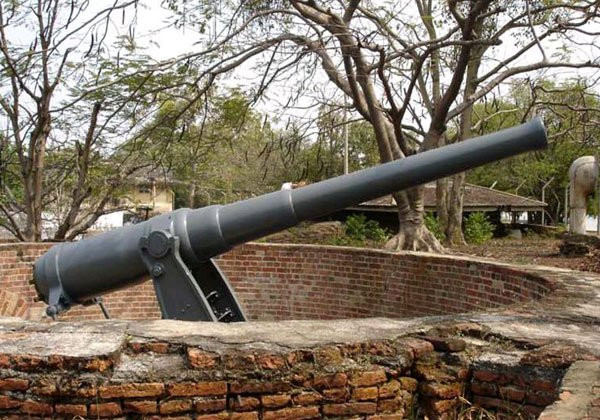 Phi Suea Samut Fort-帕沙姆佛塔必去景点