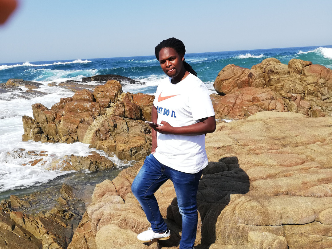 Tweni Beach