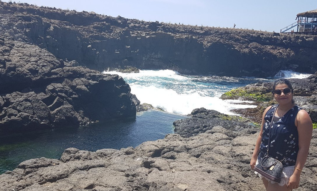 Buracona: The Blue Eye of Cabo Verde Shop-Ilha do Sal必去景点