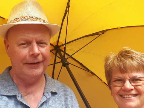 Yella Umbrella Walking Tours-阿德莱德必去景点