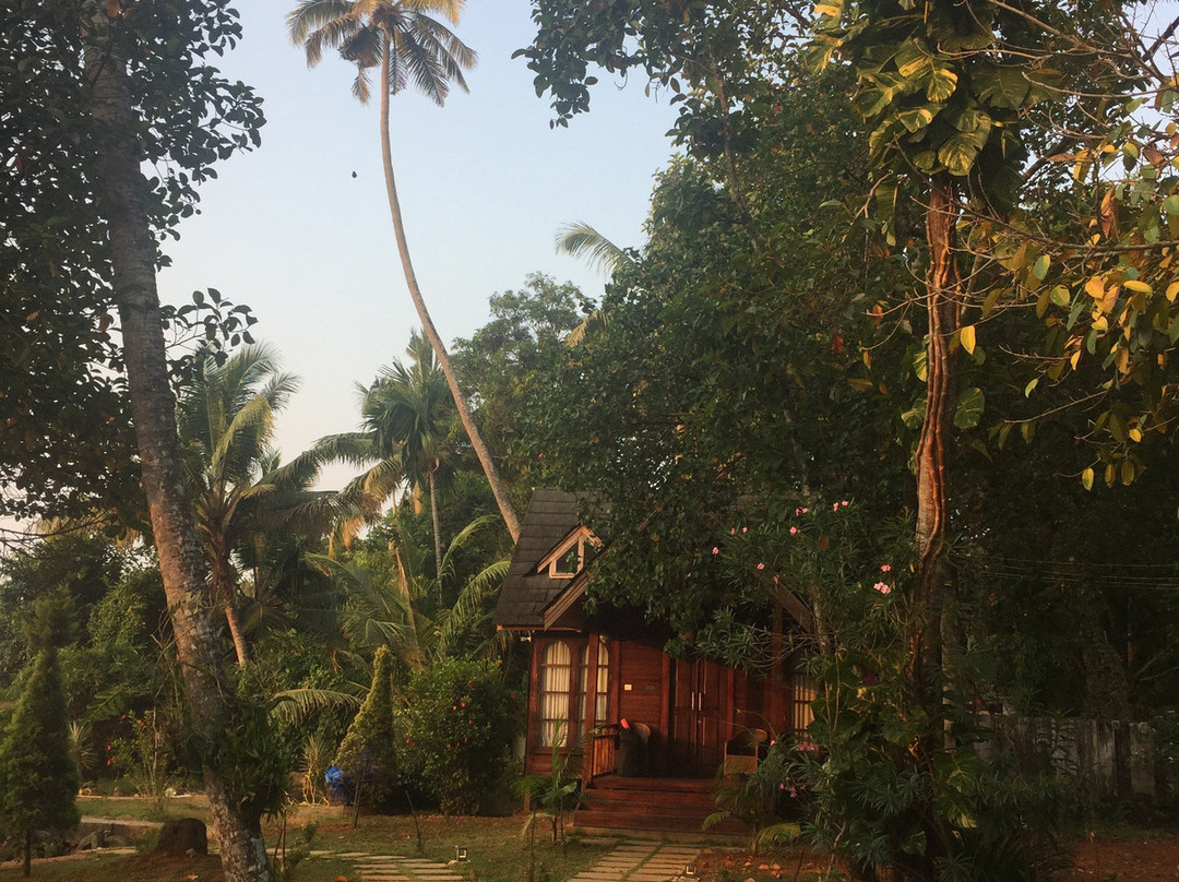 Cyrus Resorts by Tolins Hotels & Resorts主图