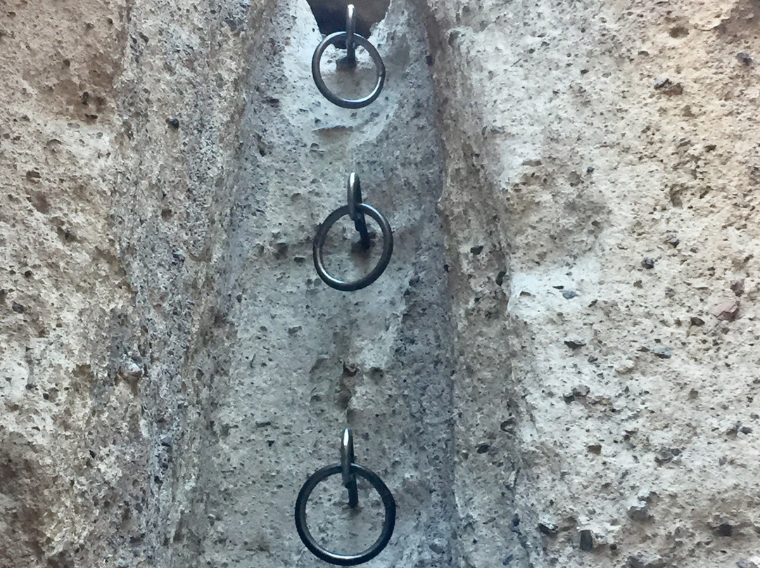 Mitchell Caverns-Essex必去景点