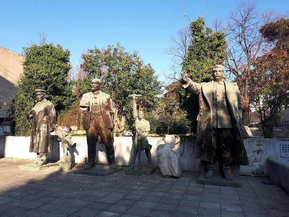 National Gallery of Art-地拉那必去景点