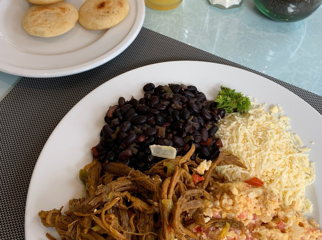 Hotel Continental Altamira主图