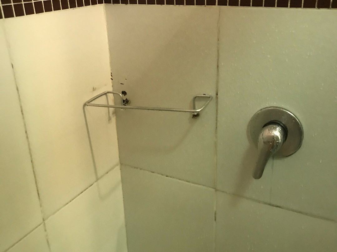 Emirates Hotel & Suites主图