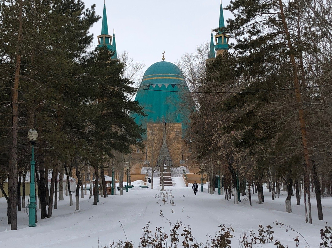 Mashkhur-Jusup Mosque-Pavlodar必去景点