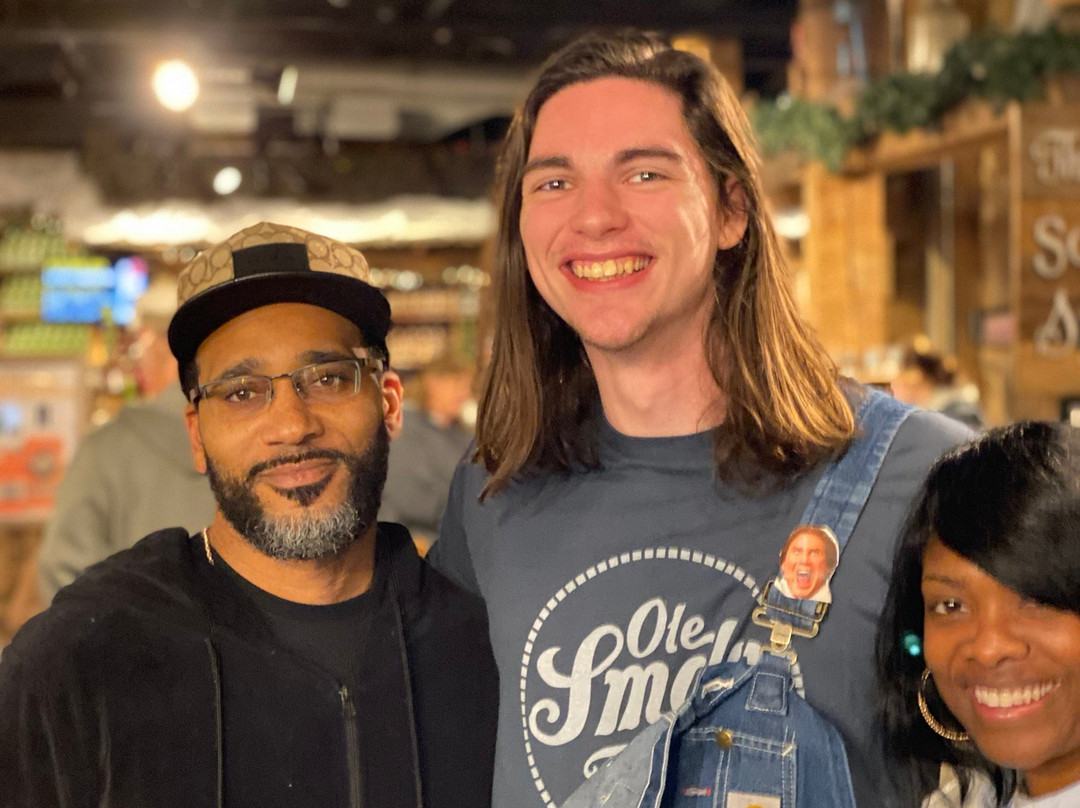Ole Smoky Distillery - The Holler-盖林柏格必去景点