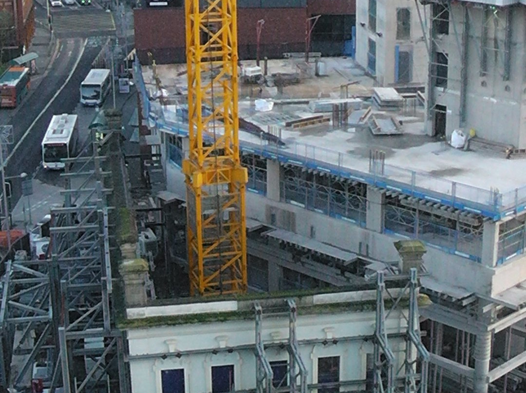 Clayton Hotel Cardiff主图