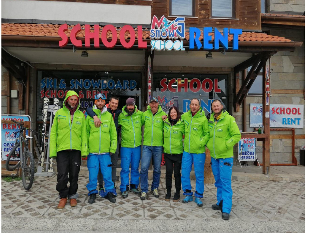 M&G Snow, School & Rental-班斯克必去景点