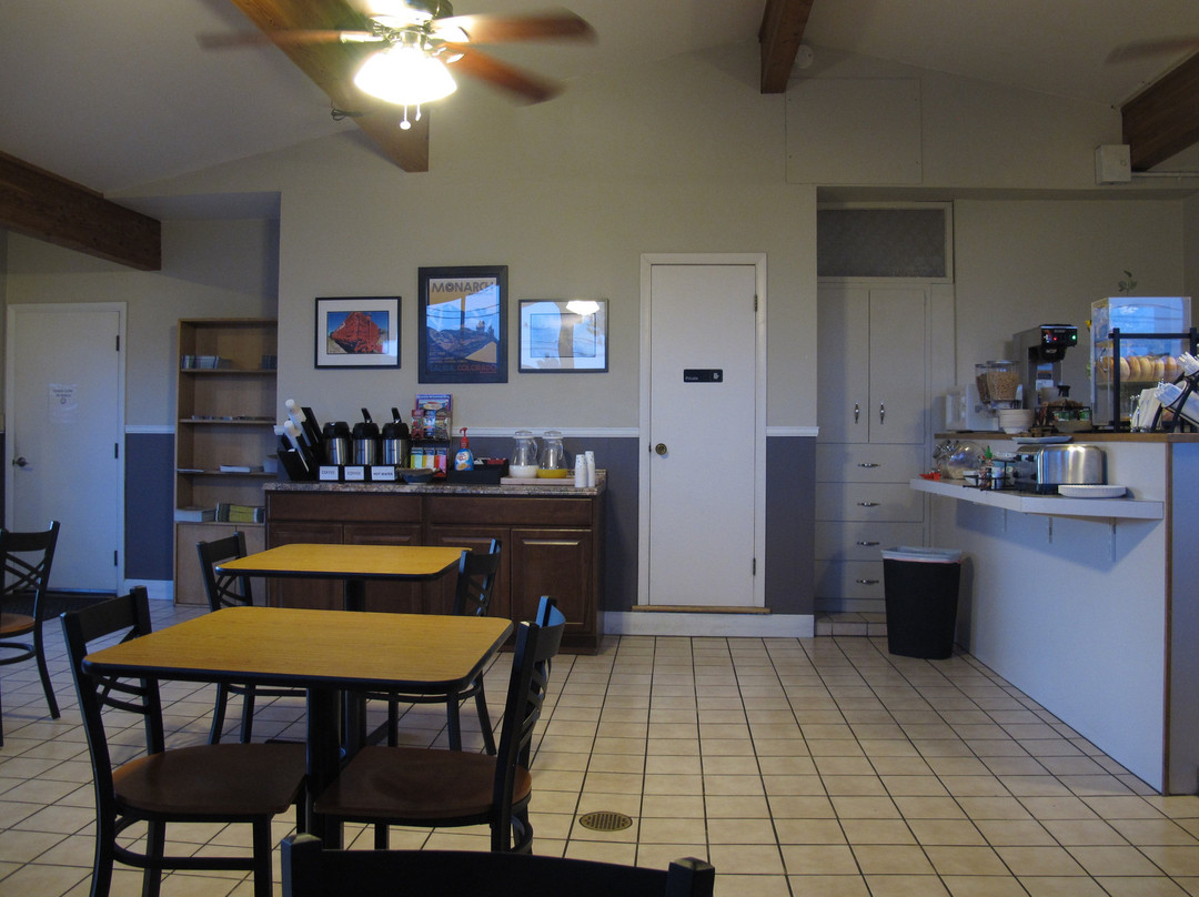 银岭小屋酒店主图