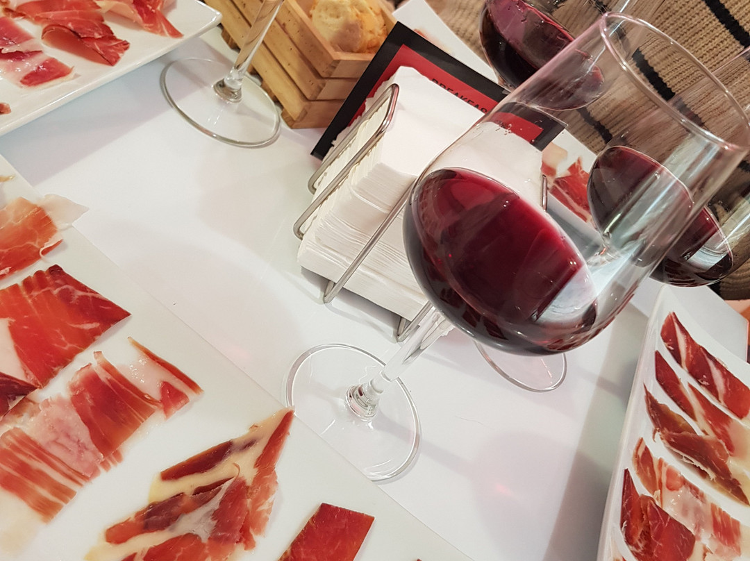 ¡OH! Espacio del Jamon-La Alberca必去景点