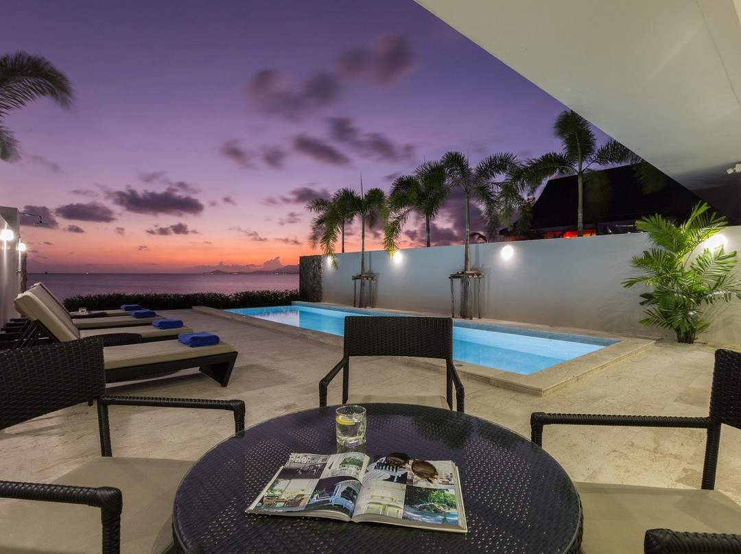 Skye Beach Hotel主图