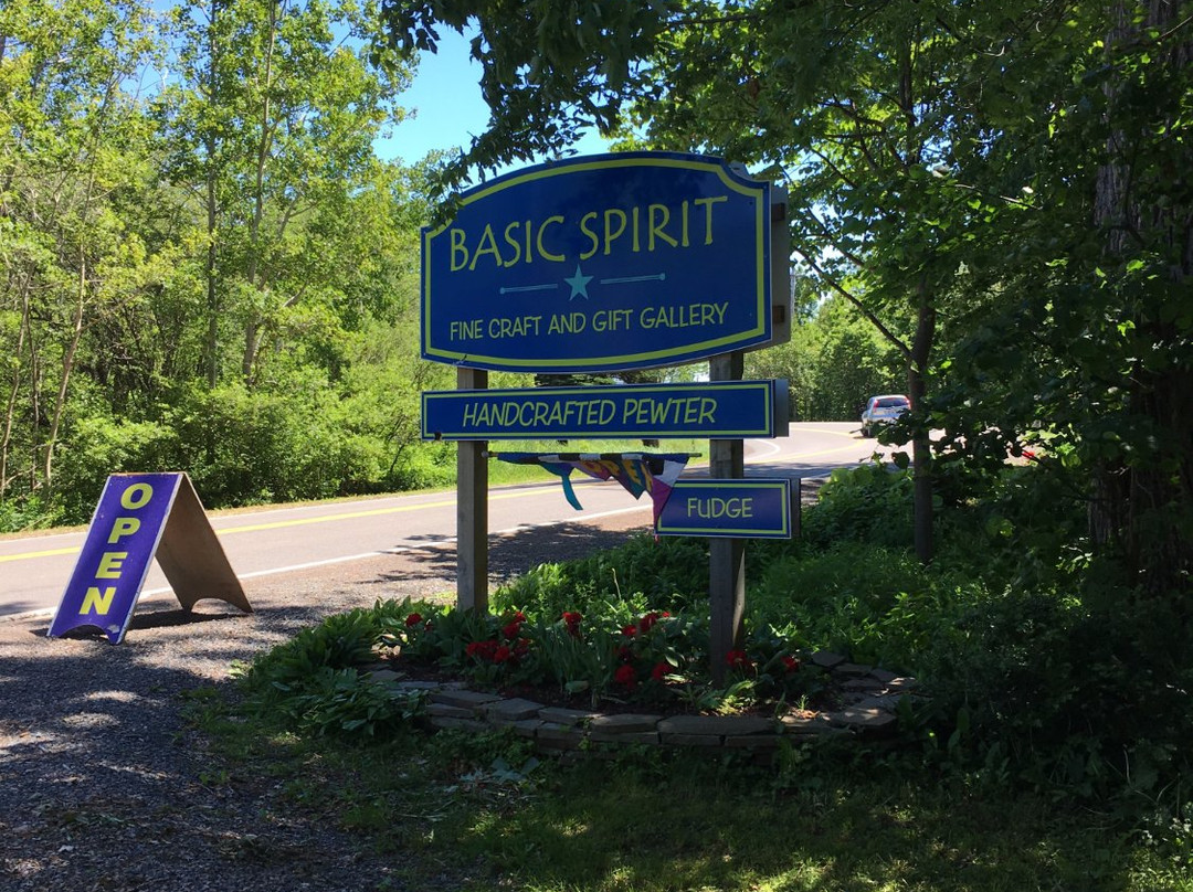 Oxford旅游景点-Basic Spirit Fine Craft Gallery