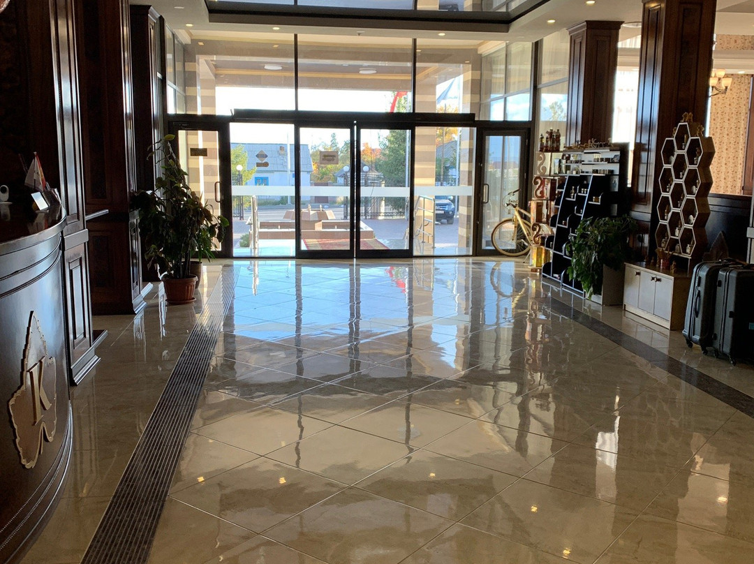 Karagat Hotel主图