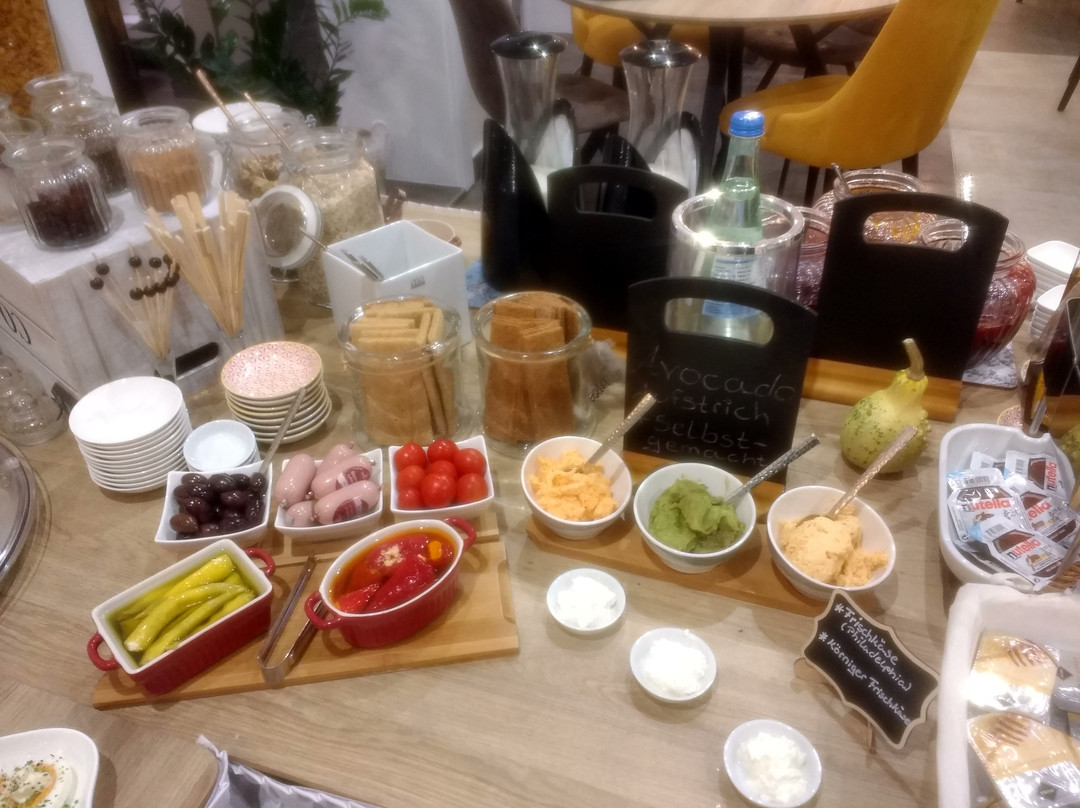 蒂弗尼酒店主图