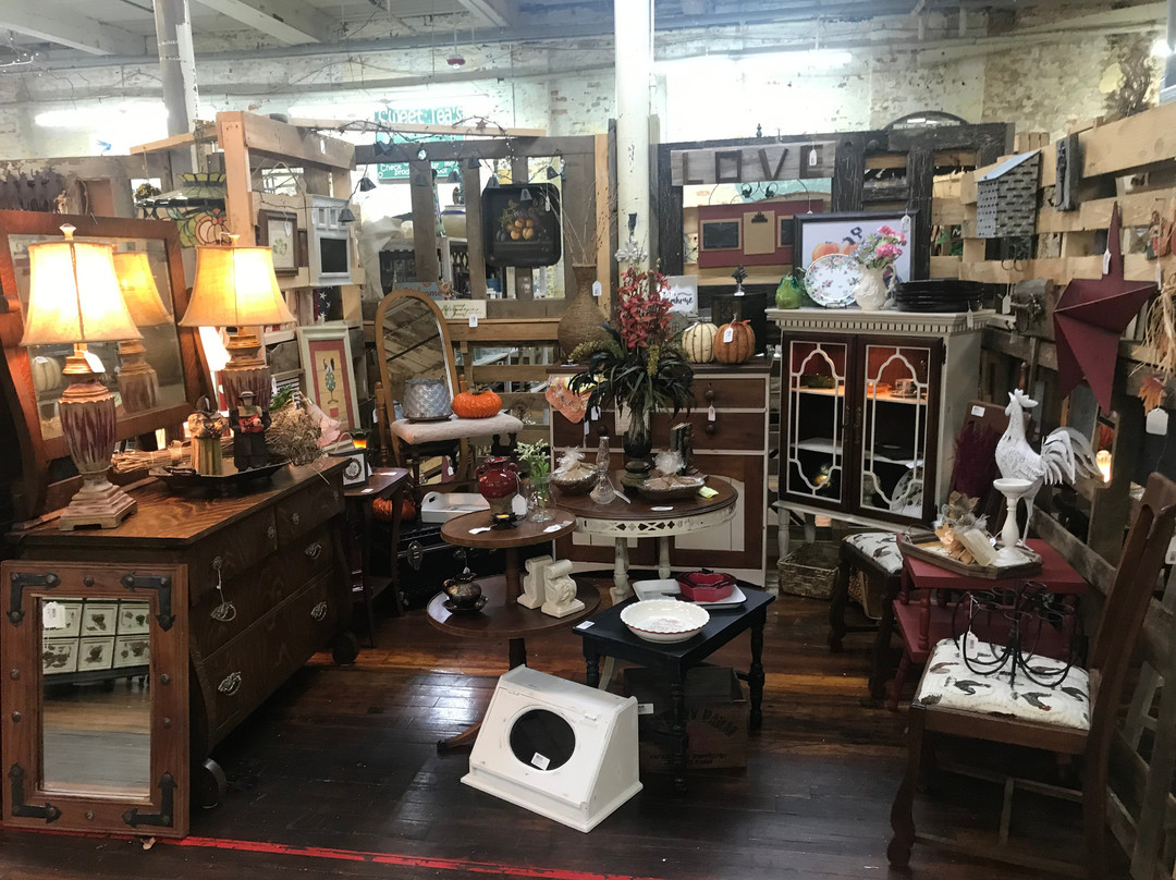 Jarfly Antique Market-Jefferson必去景点