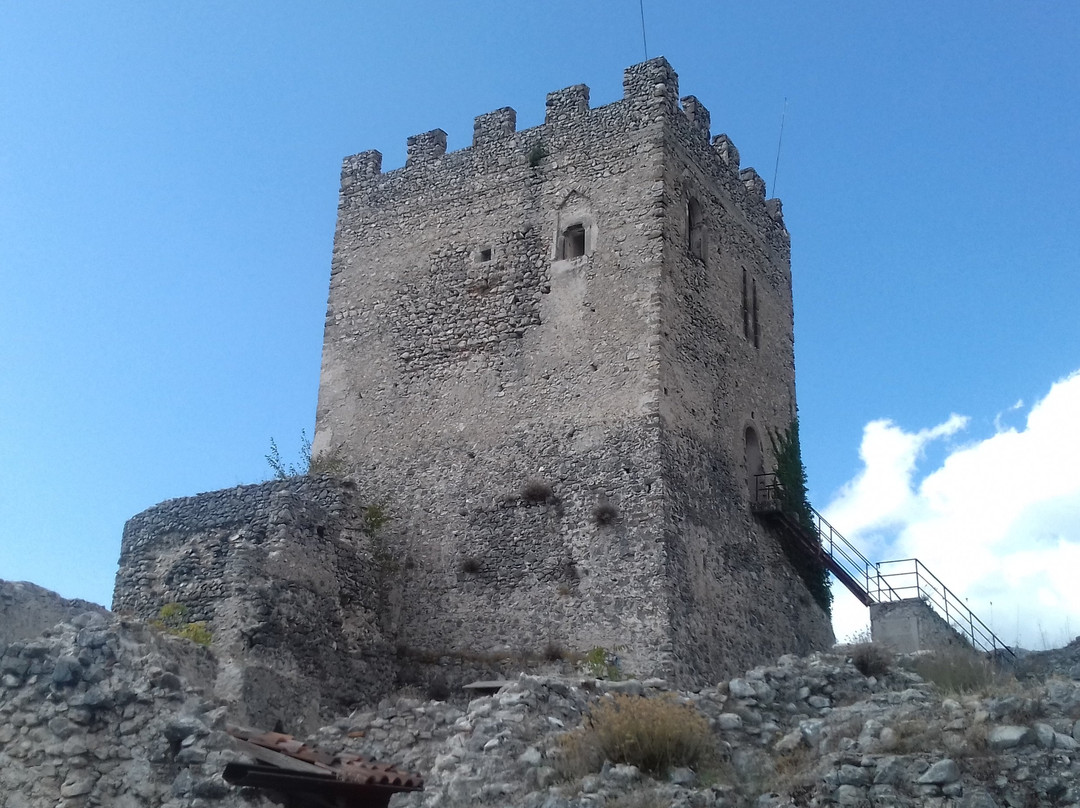 Castello di Rupecanina Torre Normanna景点图片