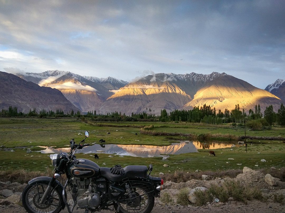 Epic Moto Tours景点图片