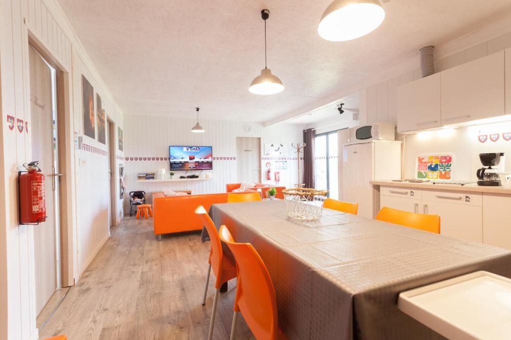 Appart'hôtel les Prés Blondeau - 1 à 10 Personnes - 3 Chambres - Terrasse - Parking privé - Wifi