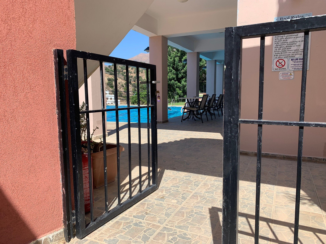 佩特拉酒店主图