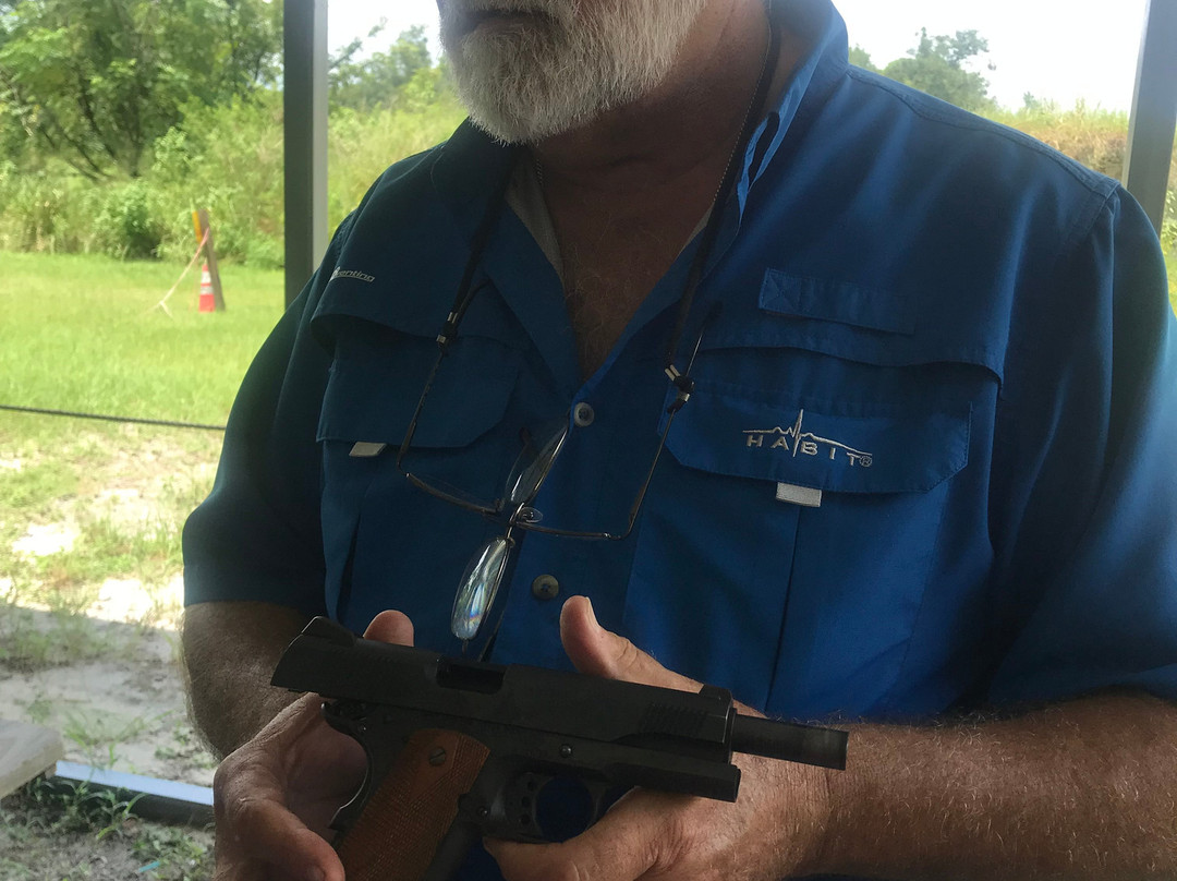 Florida Firearms Adventures景点图片