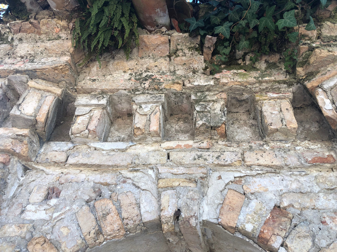 Il Tabernacolo Di Via San Simone景点图片