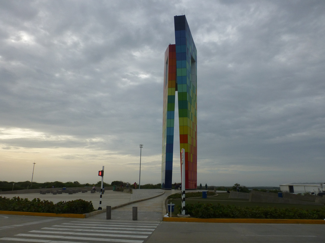 Monumento Ventana Al Mundo景点图片