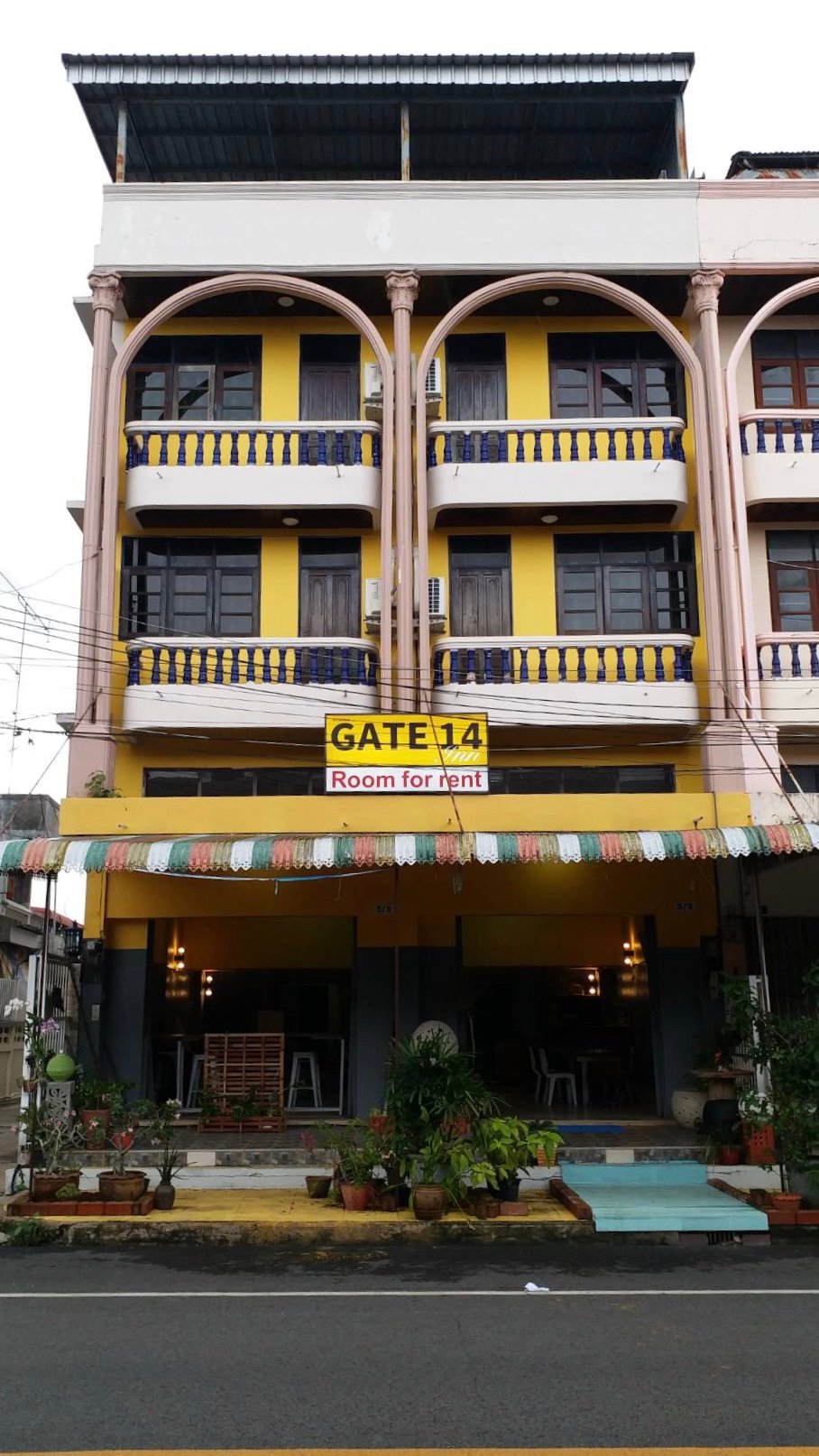 GATE 14 Inn-官方