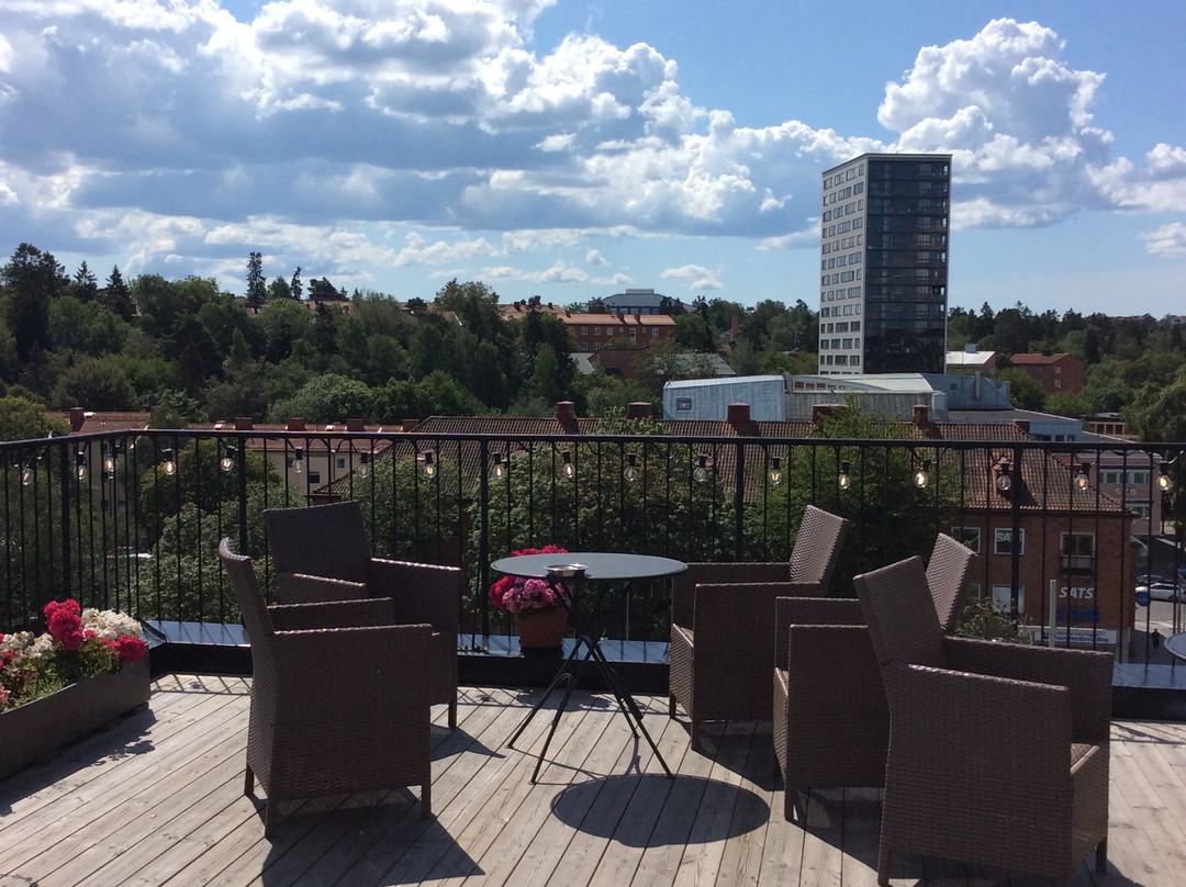 First Hotel Brommaplan主图