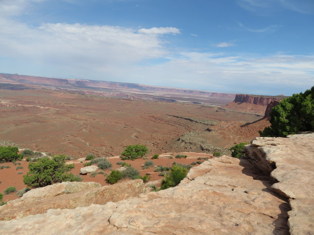 Orange Cliffs Overlook景点图片