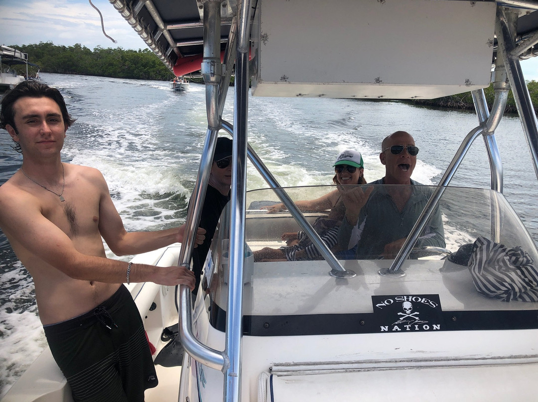 Florida Friends Boat Rental-拉哥岛必去景点