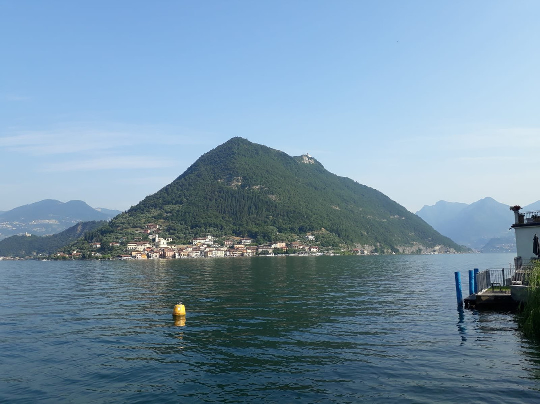 利瓦拉戈酒店主图