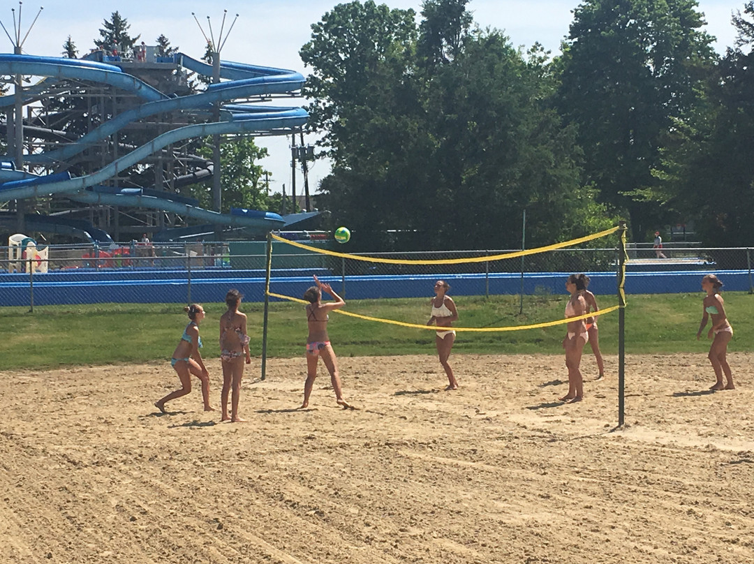 Pioneer Waterland & Dry Fun Park-Chardon必去景点