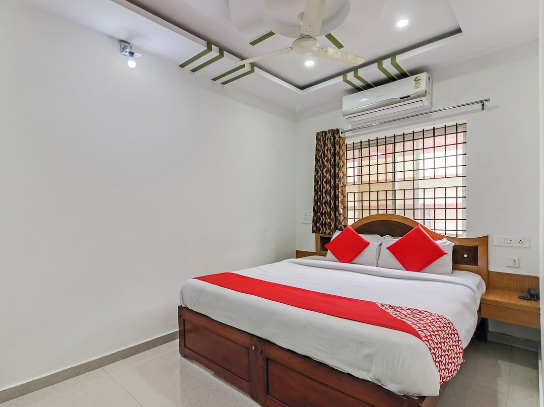 OYO 28303 Yesh Comforts主图