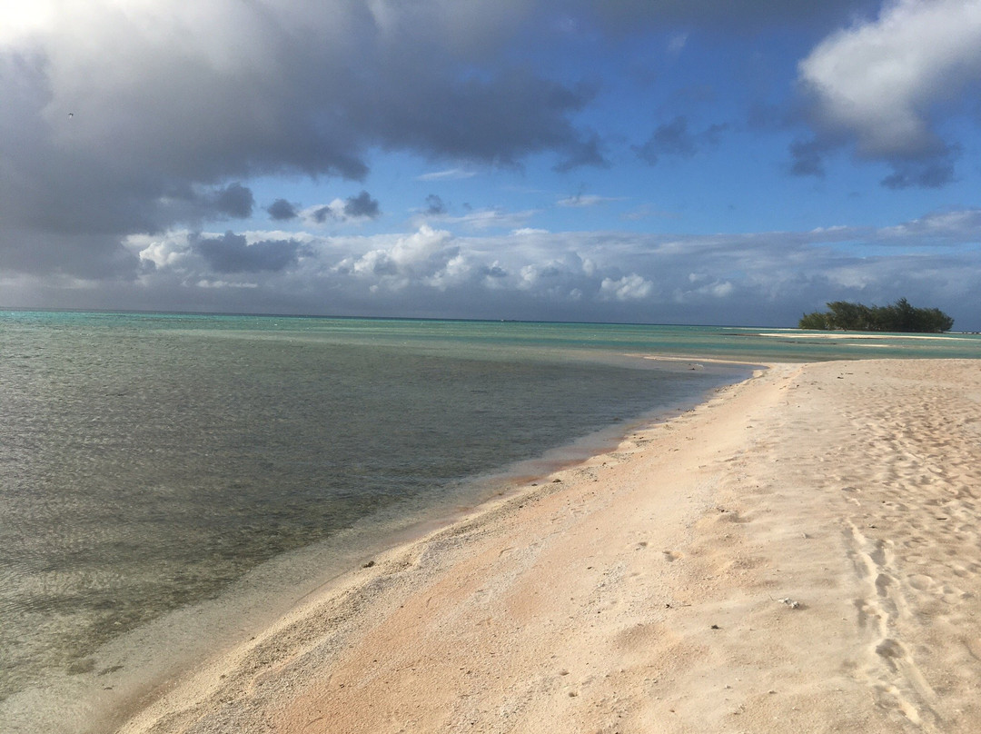 Plage des Sables Roses景点图片