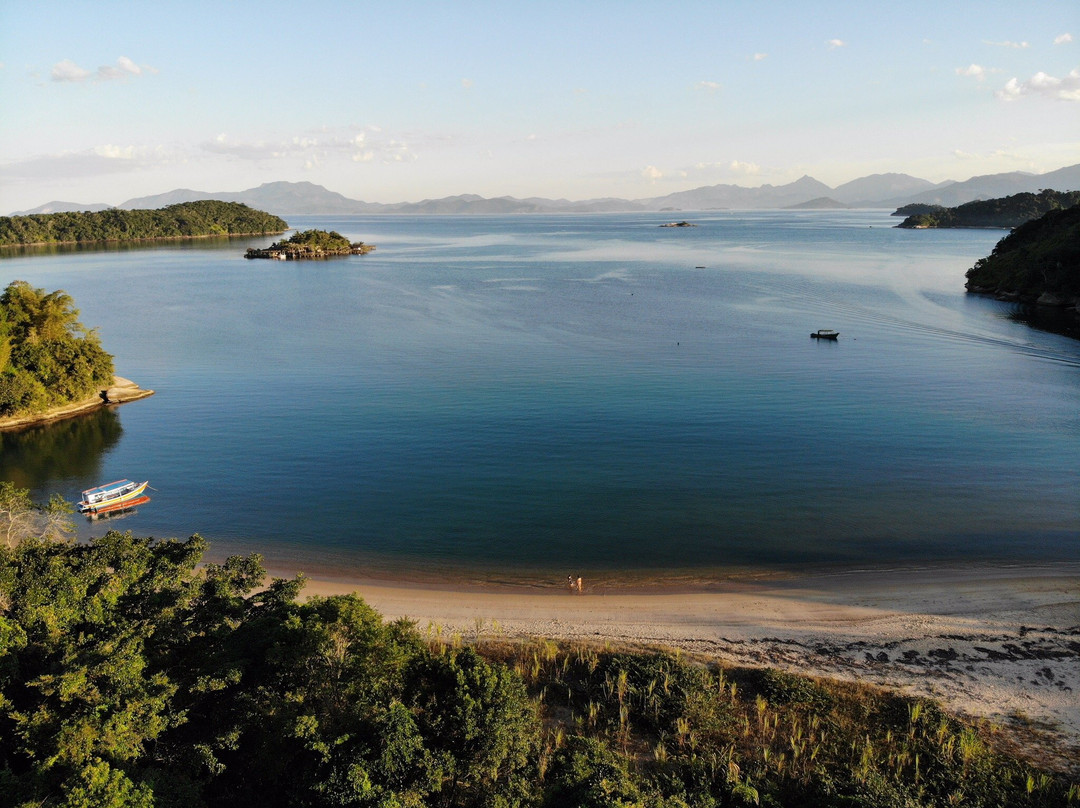 Sao Goncalinho Beach景点图片