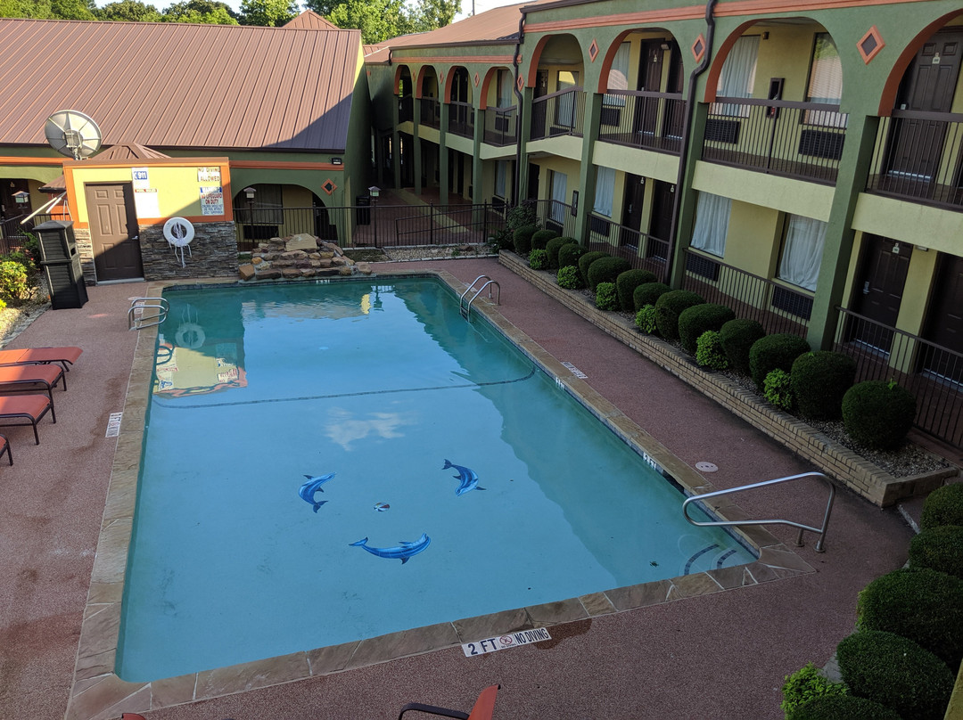 SureStay By Best Western Mt Pleasant主图