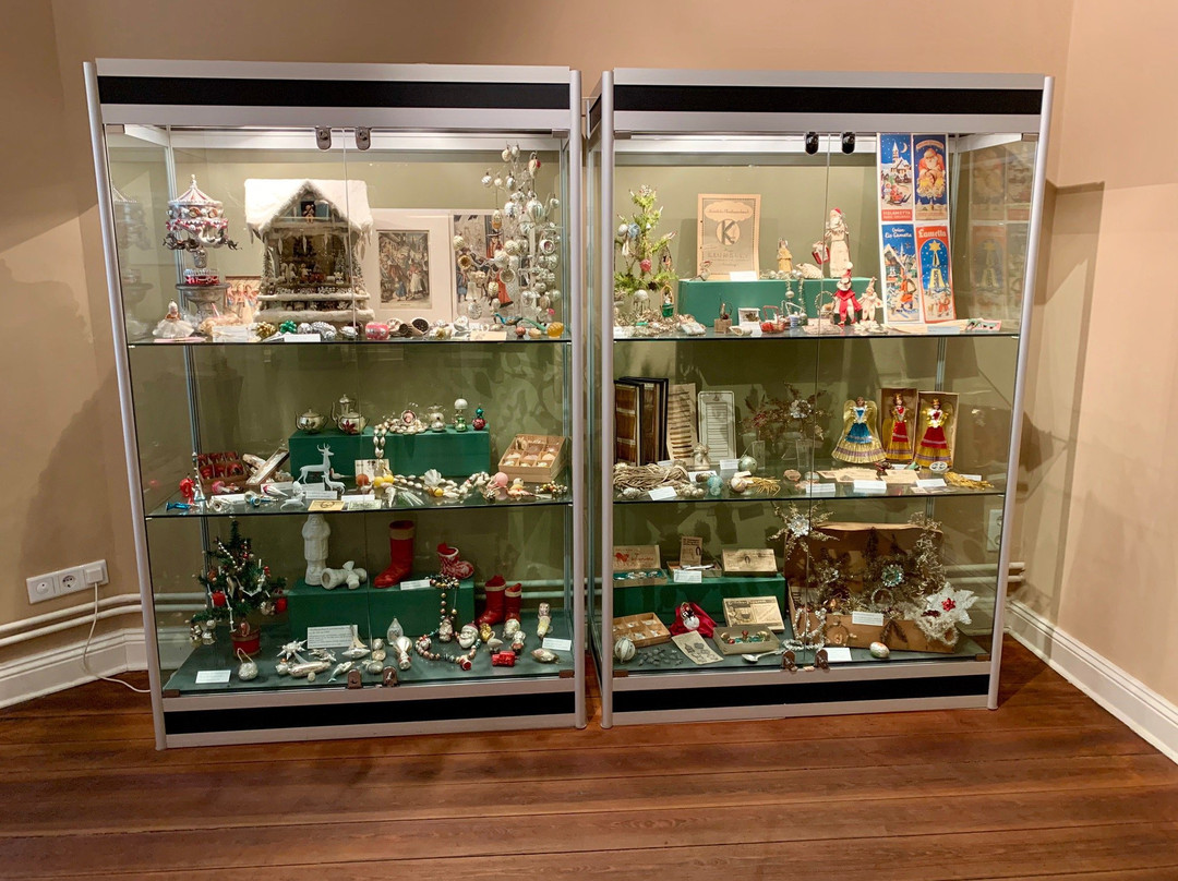 Weihnachtshaus-Husum必去景点