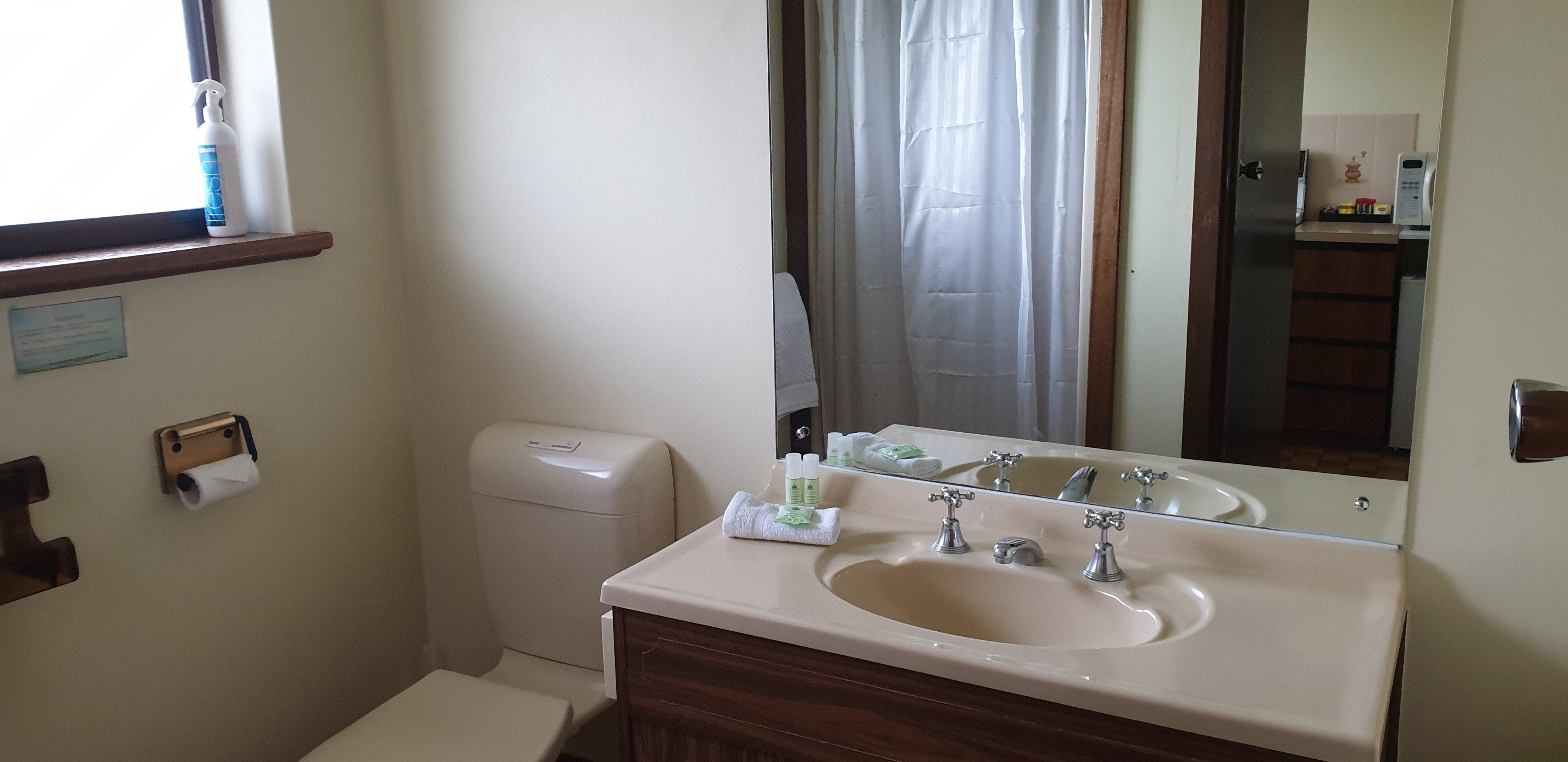 Beachport Motor Inn-浴室