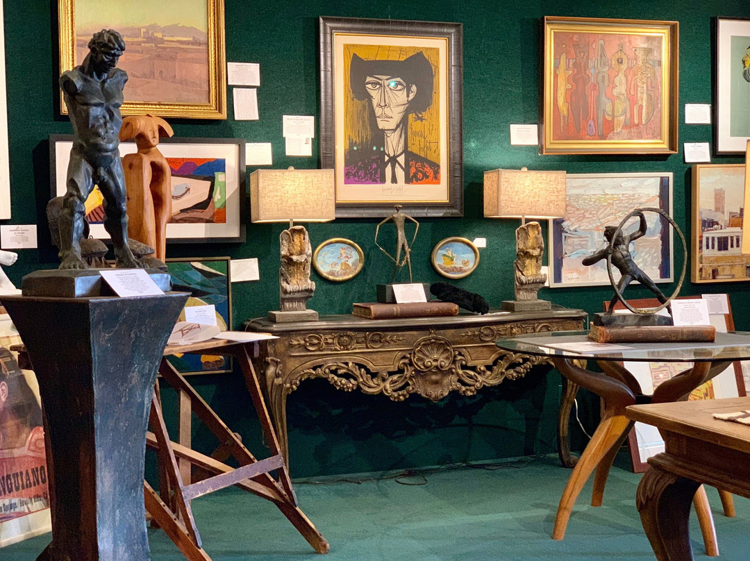 Stewart Galleries-棕榈泉市必去景点