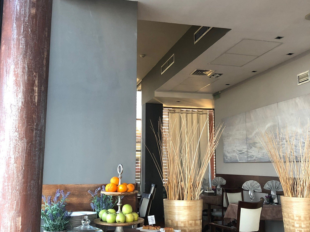 布尔加斯酒店主图