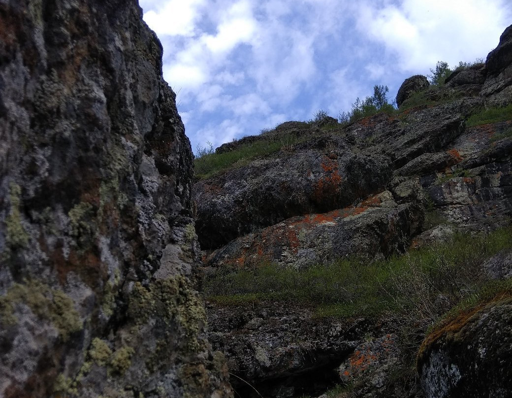 Mogak Waterfall-Salavatovo必去景点