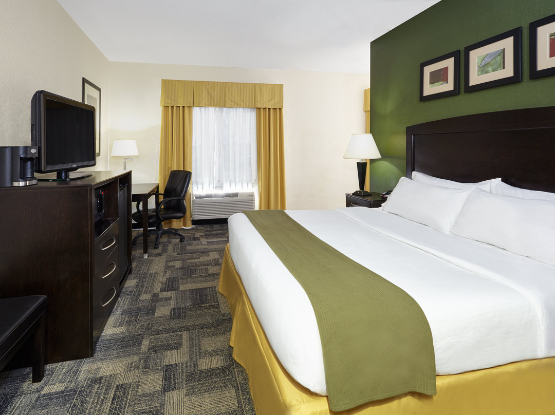 Holiday Inn Express & Suites Pekin (Peoria Area) by IHG主图