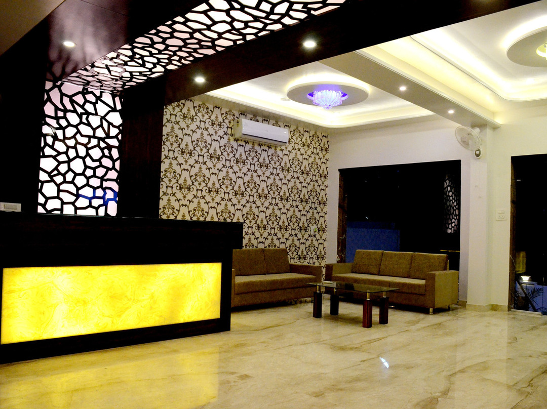 Hotel Gulmohar Pride主图