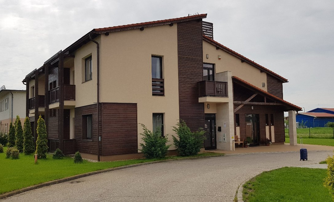 Ipari Park Panzio主图