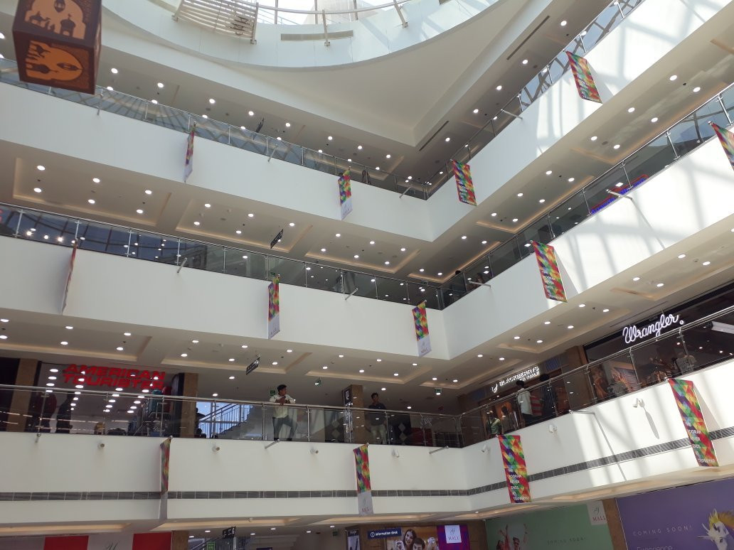 Y Mall Triprayar景点图片