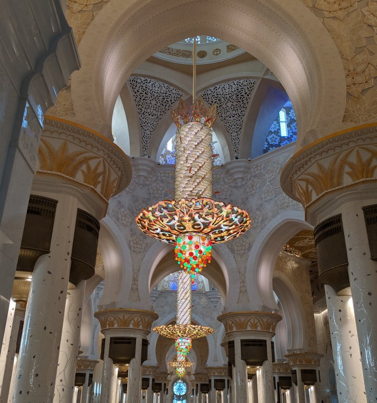 谢赫扎耶德大清真寺景点图片