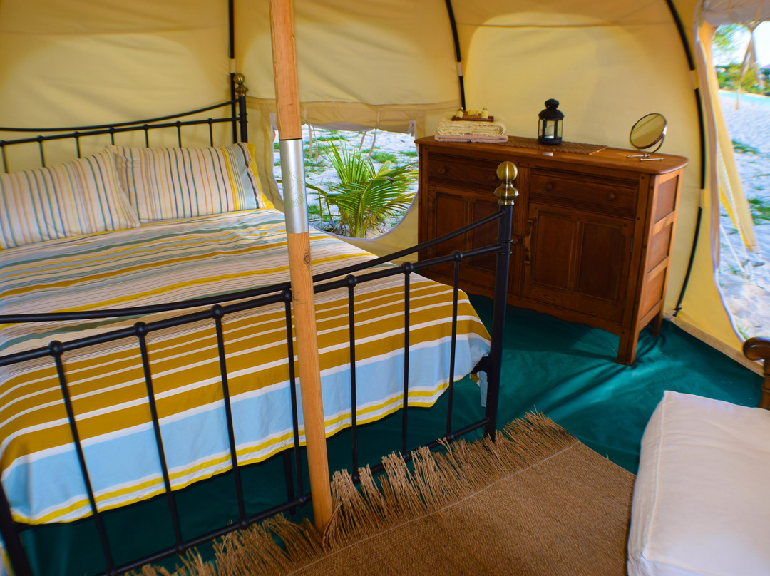 Wild Lotus Beach Glamping & Cades Reef-Bolans必去景点