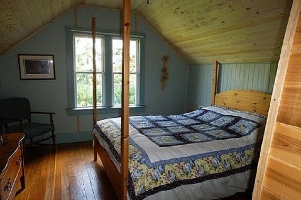 Nestled in the Pines Bed and Breakfast主图